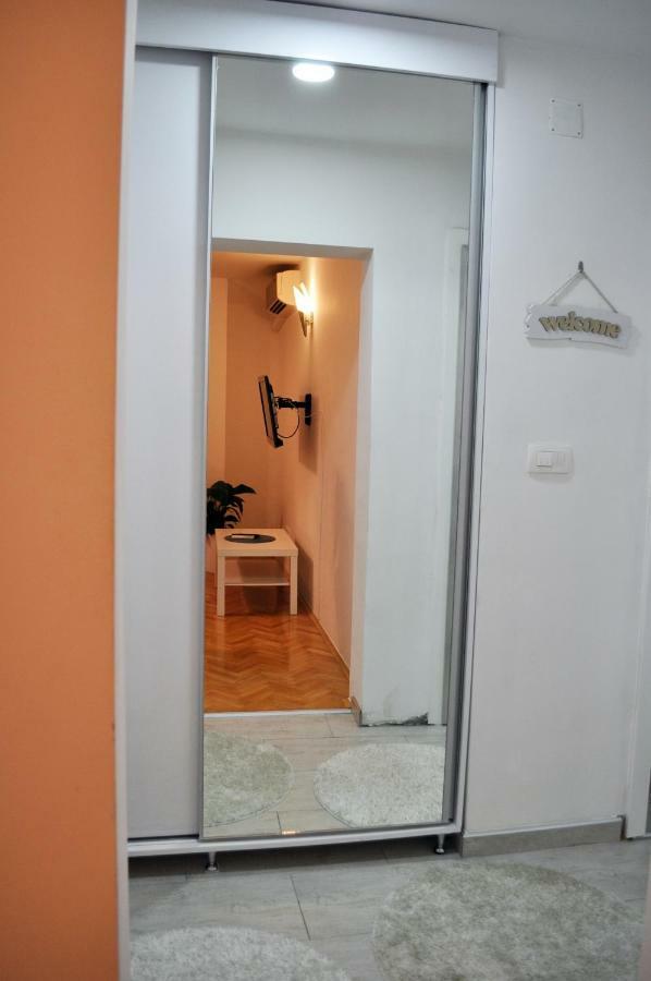 Apartman Dina Apartment Tuzla Ngoại thất bức ảnh